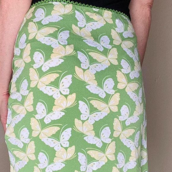 Urban Outfitters Retro Y2K Green Bodycon Butterfly Mini Skirt - Picture 2 of 8